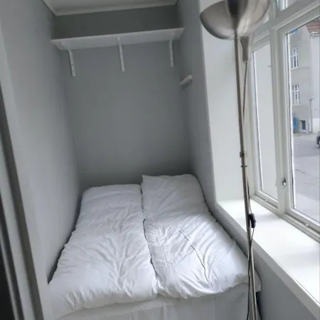 1st Floor Oasis - Parking/wifi *