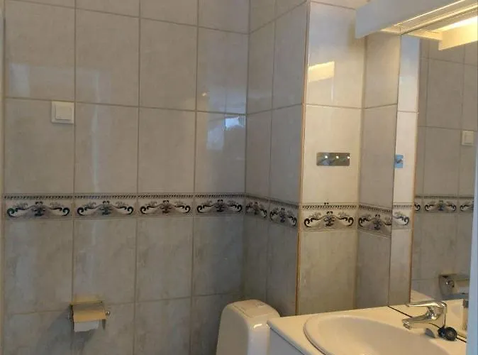 1st Floor Oasis - Parking/wifi Apartament