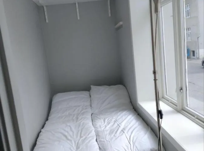 1st Floor Oasis - Parking/wifi *